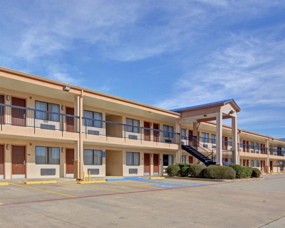 Quality Inn Marshall Main image